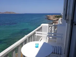Amazing sea view studio in Naoussa' s center - Image 2
