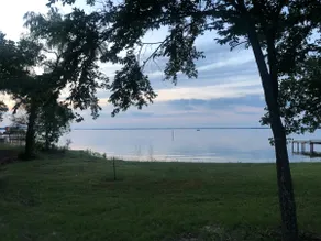 Lonesome Dove Cottage with Lake Access - Image 5