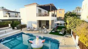 Villa Georgina!Beautiful 3bedroom Villa at Coral bay - Image 5