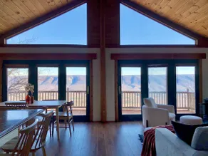 Modern Mountaintop Cabin with a gorgeous view - Image 2