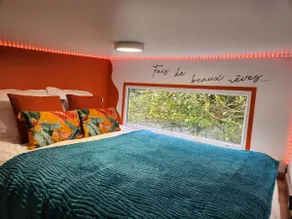 The love nest ”tiny house with private jacuzzi” - Image 4