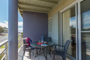 Seachange Apartment 2 - Image 4