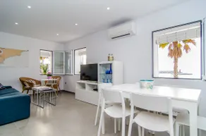 The Sailor House - Image 4
