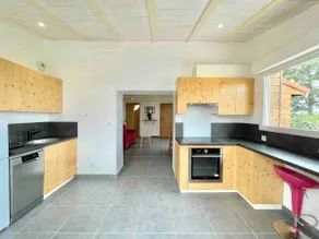 Walking distance to the beach – Parking – Terrace with sea view - Image 3