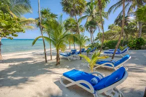Luxury Oceanfront Akumal Sur Villa w/ Pool, Beach - Image 2