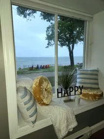 Sunset Cottage on Lake Ontario - Image 5