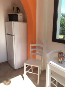 Three-room apartment in a villa 1 minute from the beach. - Image 4