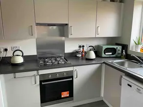 New built 3bd wt garden& en-suite b/room,Sky,PS5 - Image 4