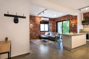 NY Loft Style: Sea Views & Fiber WiFi - Image 3