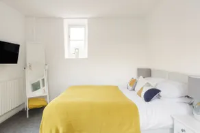 Sea La Vie - Holiday Home In Central Dartmouth Location. - Image 3