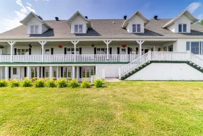 Maison Chaumonôt, on the banks of the St. Lawrence River, Île d'Orléans - Image 2