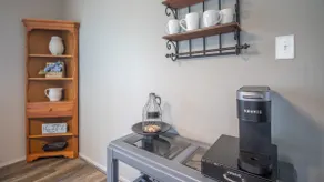 Little Blue Hideaway - Image 2