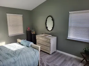 Renovated 1 bedroom guesthouse - Image 3