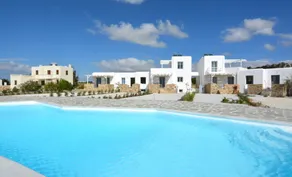 Plaka Beach, Naxos - Image 2