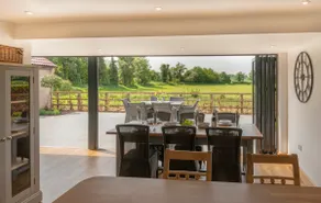 April Cottage - Luxury Country Bolthole - Image 2