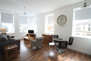 Gorgeous apartment No2 in the centre of Todmorden - Image 4