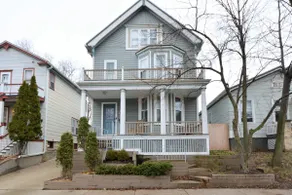 6BR Brady St Victorian |Groups • Weddings • Events - Image 5