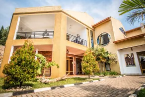 High Ground Villa Ltd - Image 4