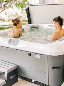 Fabulous 50's & Hot Tub - Image 5