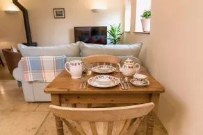 Luxury Cotswold cottage at New Yatt Farm - Image 3