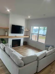 Beautiful,new 3 bdrm w/ King bed - Image 2