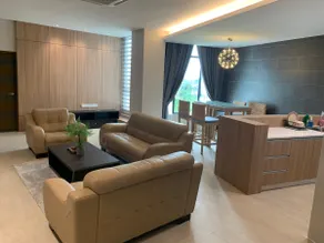 3Bedroom Rex Apartment 5min Drive to Vivacity - Image 3
