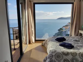 Villa with Hot Tub & Stunning Sea Views. Wifi, A/C - Image 2