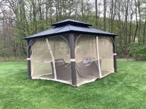 Cozy Entire 4 Bedroom Home with Gazebo & FirePit - Image 3