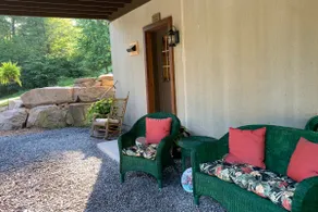 By The Rocks Quiet Country Apartment! - Image 3
