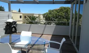 Camps Bay Apartment - Image 2