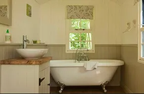 Nightingale Camp private Glamping with hot tub - Image 3