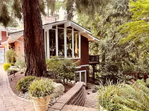 Private studio, gated house, Seattle-Bellevue. - Image 2