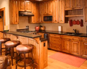 Luxury Penthouse Apartment Downtown Ketchum - Image 3