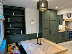 Modern Townhouse in the heart of Beaumaris - Image 3