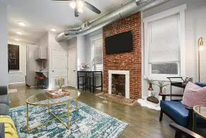 Private Patio & Free Parking, Walk to PNC - Image 4