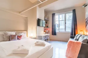 EXCLUSIVE SYDNEY CITY HERITAGE APARTMENT - Image 5