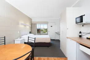 Great Ocean Road - Apollo Bay - Private 1 Bedroom Apartment - Image 3