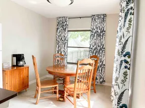 Charming Central Lakewood Duplex Lower Unit - Image 5