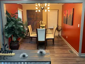 The Bungalow! (Newly Renovated) - Image 5