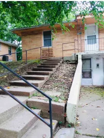 Cozy, simple, private unit w/ off street parking. - Image 5