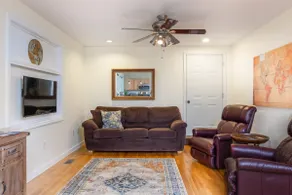 *Charming 2BR *Patio *Prime Location *Family Fun! - Image 4