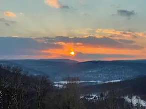 Serenity Sunsets!  2.8miles to WISP, hot-tub, pets - Image 5