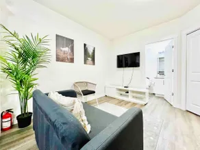 Cozy Hidden Gem w/ Free Wi-Fi - Image 5
