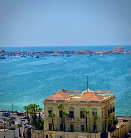 Royal Luxury Apartment with Gorgeous Sea View - Image 5