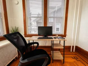 ☆NEW☆Cozy✔WiFi❤HBO Max✔Office ☆Clean! - Image 5