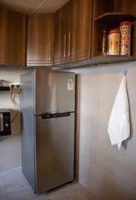 Luxury 3 bedroom. Aminute walk to Rupa mall - Image 4