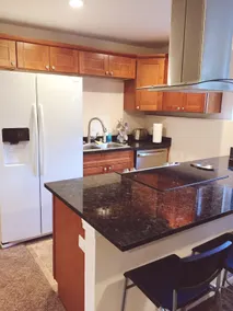Clean and spacious home away from home! - Image 5