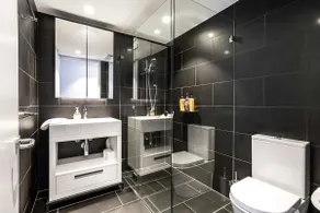 Kingston Foreshore Island - Waterfront luxury - Hosted by Canstay - Image 3