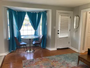 Classic cottage in the Cove - Image 2
