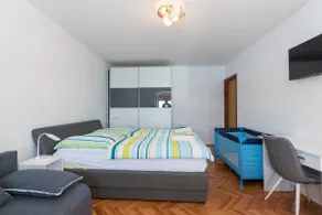 Cozy apartment w/ balcony at seafront (2-4 people) - Image 4